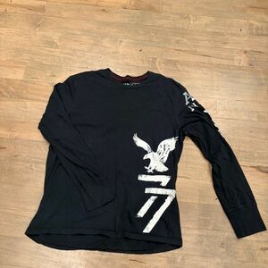 American Eagle Outfitters Black Graphic Long Sleeve